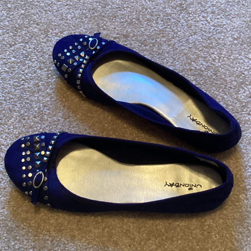 UNIONBAY Women's Royal Blue Studded Ballet Flatssize 9 1/2m
